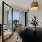 Fiorea - Center With Private Garage Parking Διαμέρισμα Πούλα