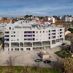 Fiorea - Center With Private Garage Parking Apartamento