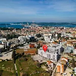 Fiorea - Center With Private Garage Parking Πούλα