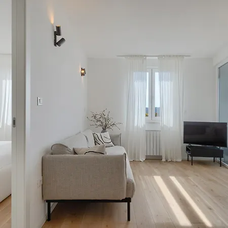 Apartamento Fiorea - Center With Private Garage Parking *