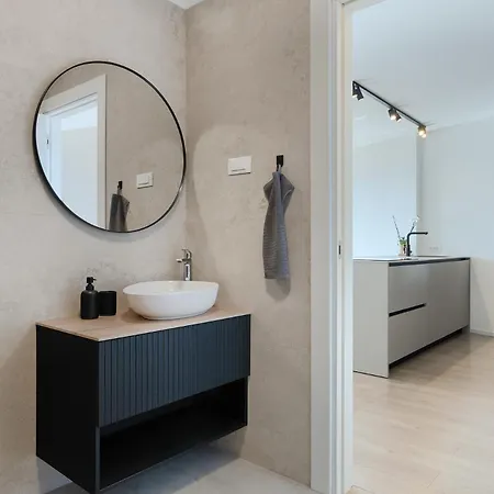 Fiorea - Center With Private Garage Parking Pula